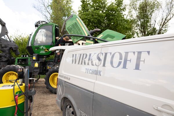 John Deere (6)